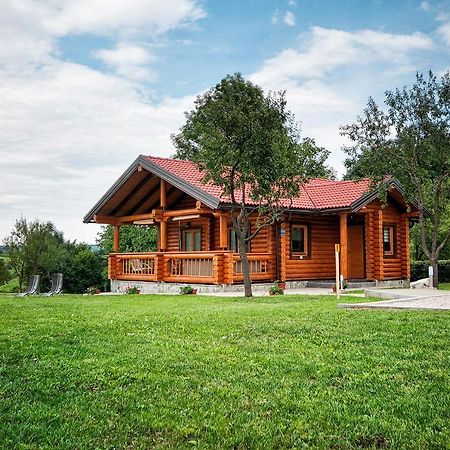 Country Lodge Vukovic Rakovica Eksteriør billede