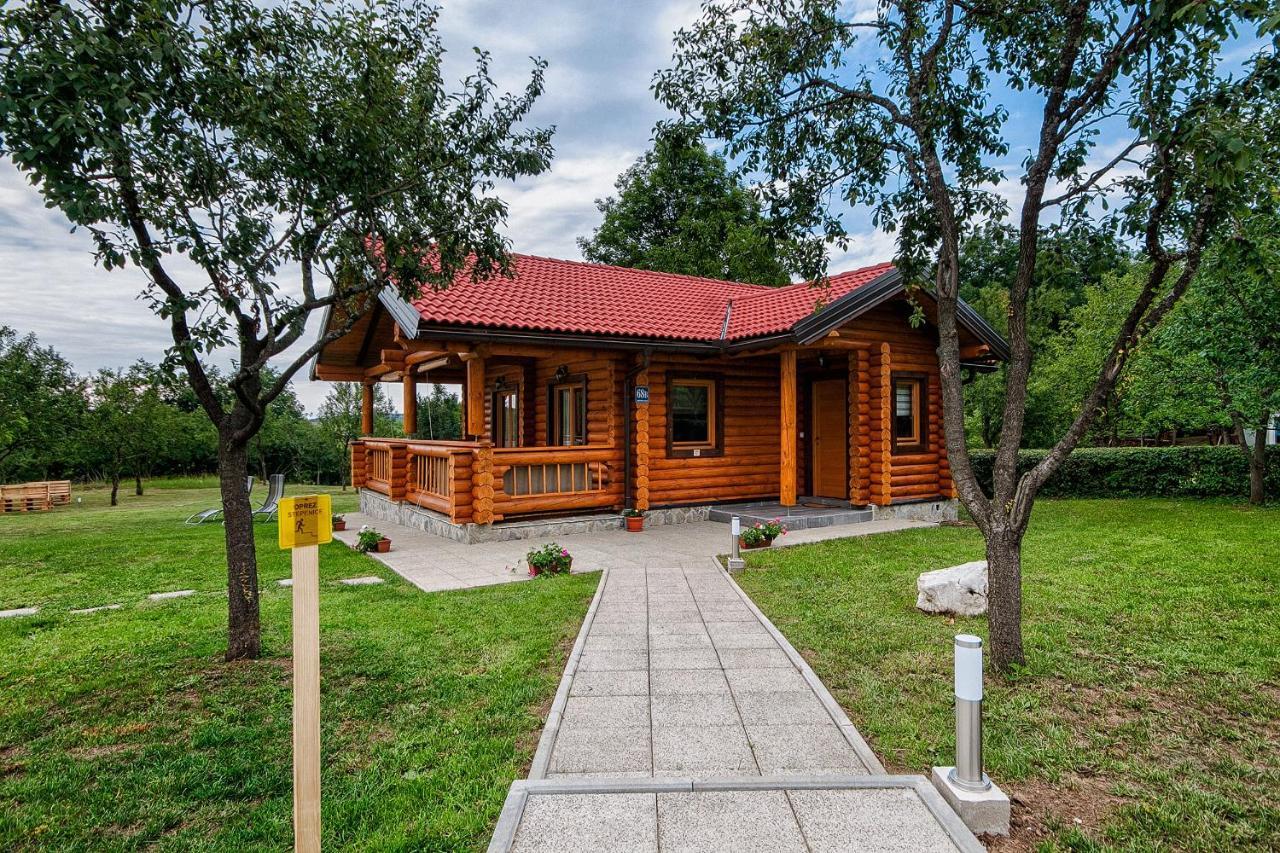 Country Lodge Vukovic Rakovica Eksteriør billede