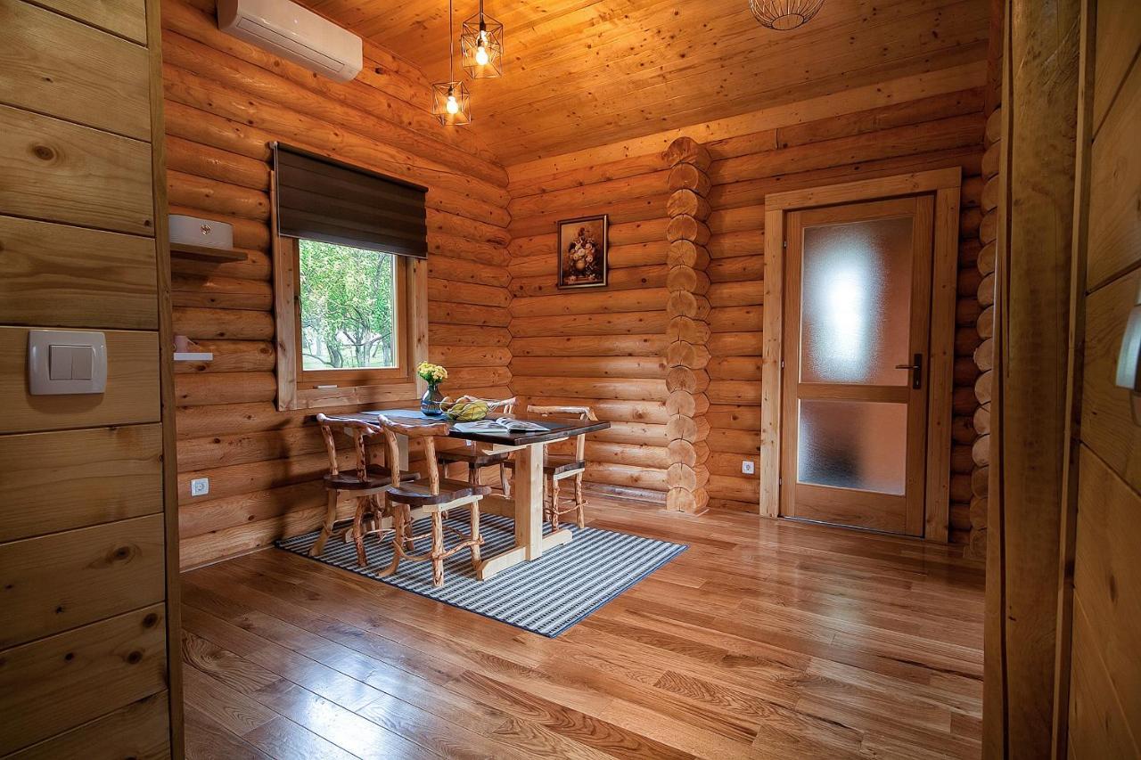 Country Lodge Vukovic Rakovica Eksteriør billede